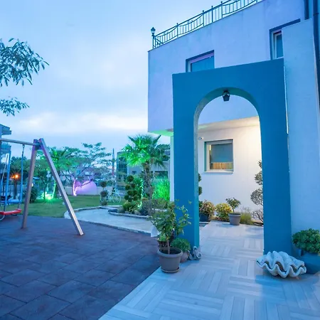 Royal Calisto Hotell 3*